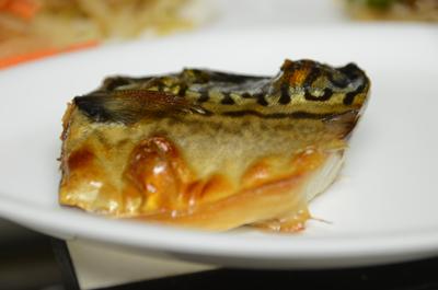 [画像がありません]野菜とちくわの天ぷら、とろろ、焼き魚はサバ（9月6日）