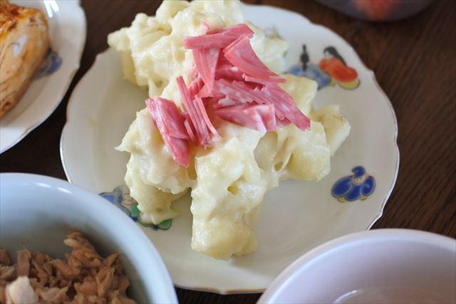 [画像がありません]玉子焼き、ブドウの芽の天ぷら、鶏つくね揚げ他（5月1日）