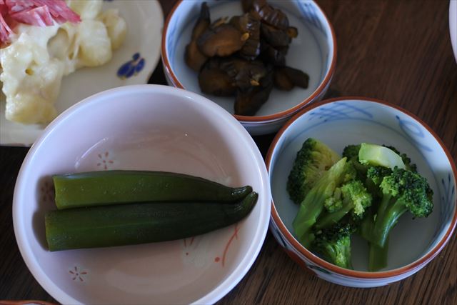 [画像がありません]玉子焼き、ブドウの芽の天ぷら、鶏つくね揚げ他（5月1日）