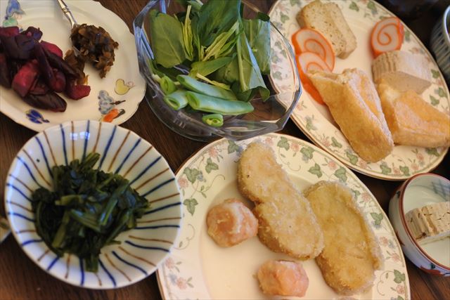 [画像がありません]飛騨高山の食祭り：揚げ焼き、こも豆腐、ささげ（6月14日）