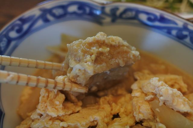 [画像がありません]高野豆腐の卵とじ、かいわれ、にんじんとブロッコリースプラウトのサラダ（9月16日）