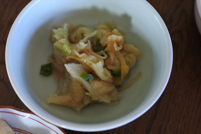 [画像がありません]豚肉と玉ねぎの天ぷら、自家製野菜のサラダなど（11月19日）