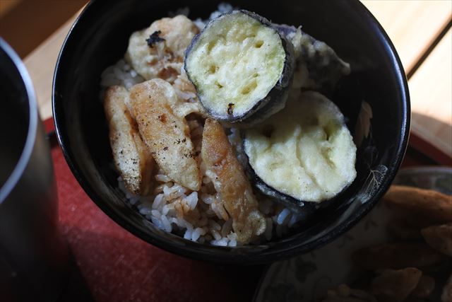 [画像がありません]今日の夕飯は野菜の天ぷらと出汁巻き卵（7月7日）