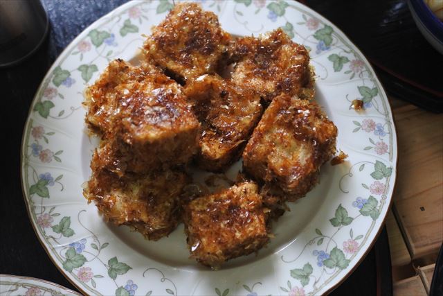 [画像がありません]焼きナス、豆腐のおかか揚げ。夏のメニュー（7月19日）