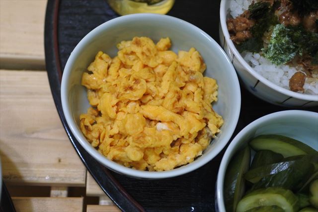 [画像がありません]天ぷら、炒り卵、納豆ごはん（2月13日）