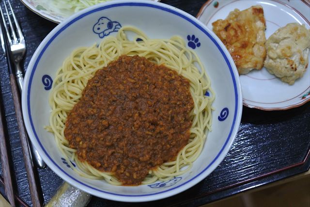 [画像がありません]ミートソースと鶏ささみのソテーです（3月23日）