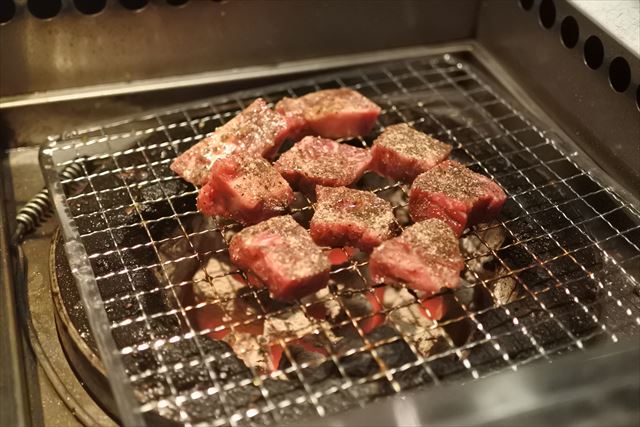 [画像がありません][旅行]横浜みなとみらい、ドラゴンカルビで食べ放題（4月18日）