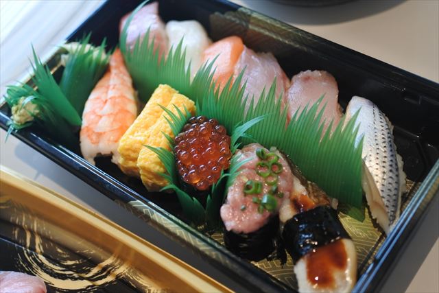 [画像がありません]横浜宿泊：ホテルで寿司を食べたの巻き（6月1日）
