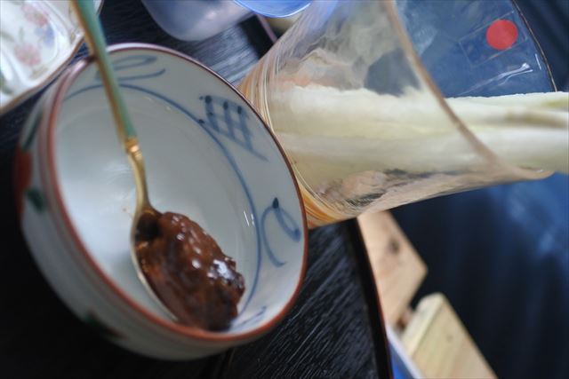 [画像がありません]豚カツとひややっこの夕食（4月10日）