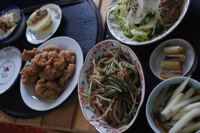 [画像がありません]鶏のから揚げともやしの中華炒め（4月11日）