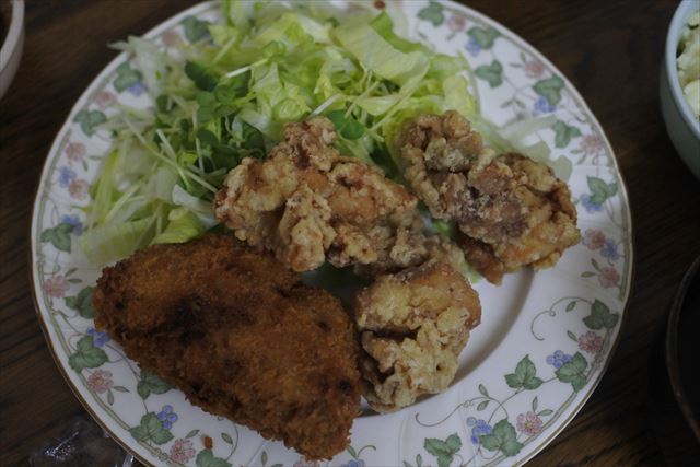 [画像がありません]鶏のから揚げとたけのこのフライ（4月27日）