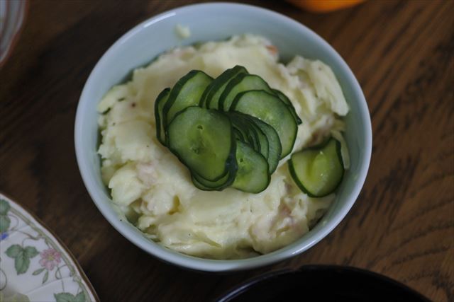 [画像がありません]鶏のから揚げとたけのこのフライ（4月27日）