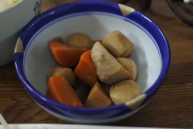 [画像がありません]炊き込みご飯とかもやしナムル。鯖缶料理（5月8日）