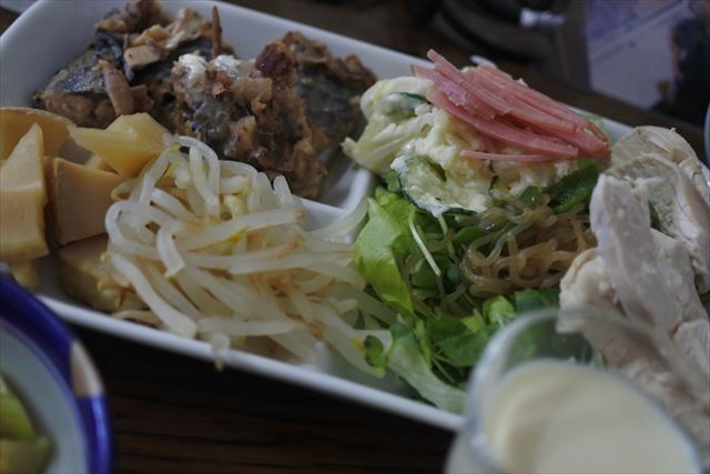 [画像がありません]鯖缶で甘酢漬けを作っている（5月18日）