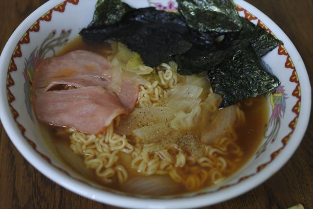 [画像がありません]夜食はラーメン（5月30日）