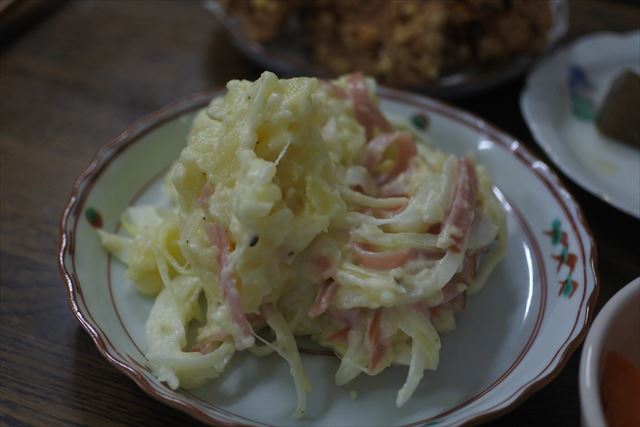 [画像がありません]鶏のから揚げ、ポテトサラダの夕食（5月31日）