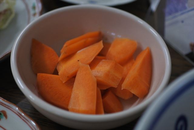 [画像がありません]鶏のから揚げ、ポテトサラダの夕食（5月31日）