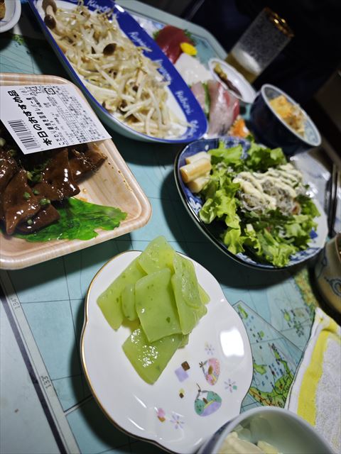 [画像がありません]飛騨高山滞在：スーパーでお惣菜買ってきました（7月9日）