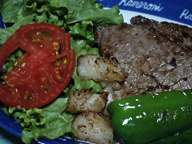 [画像がありません]高山で飛騨牛を焼いて食べる（7月15日）